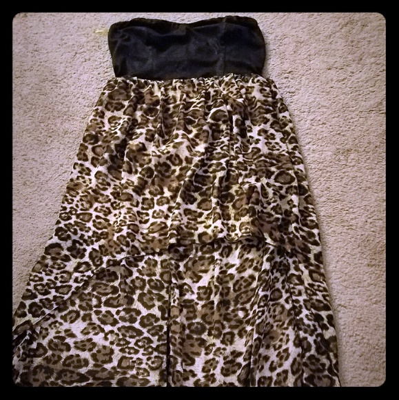 Cheetah print strapless mini dress - Picture 1 of 2